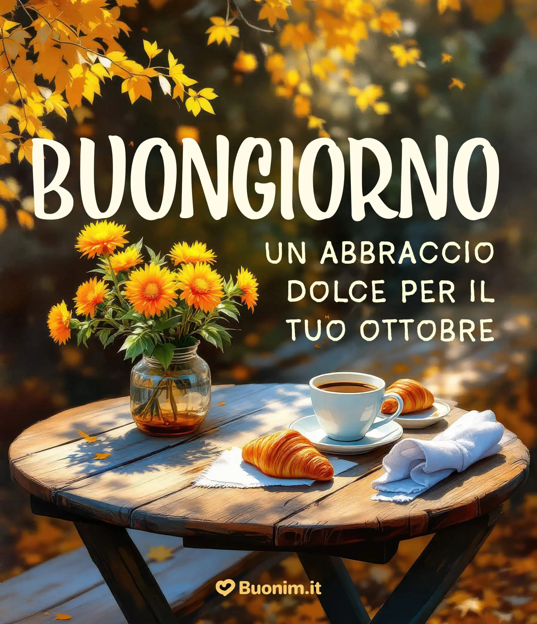 Immagine autunnale con caffè e fiori per iniziare ottobre con dolcezza e tanto amore